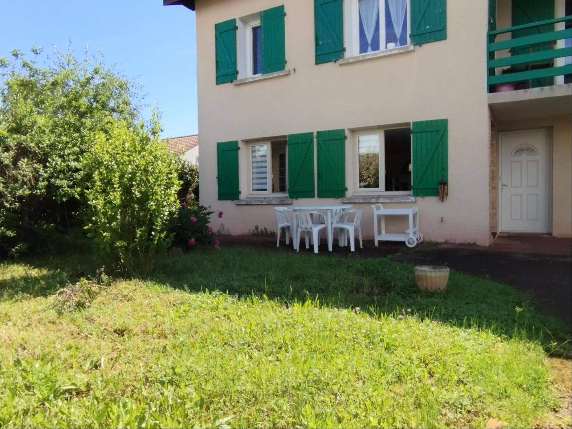 L'Escale Thermale Montrond les Bains Bagian luar foto